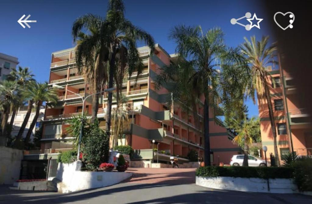 Petit Avec Classe Sanremo Exterior foto