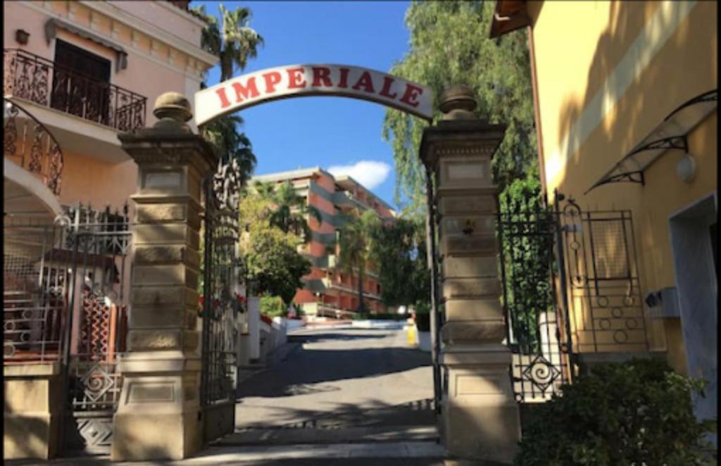 Petit Avec Classe Sanremo Exterior foto