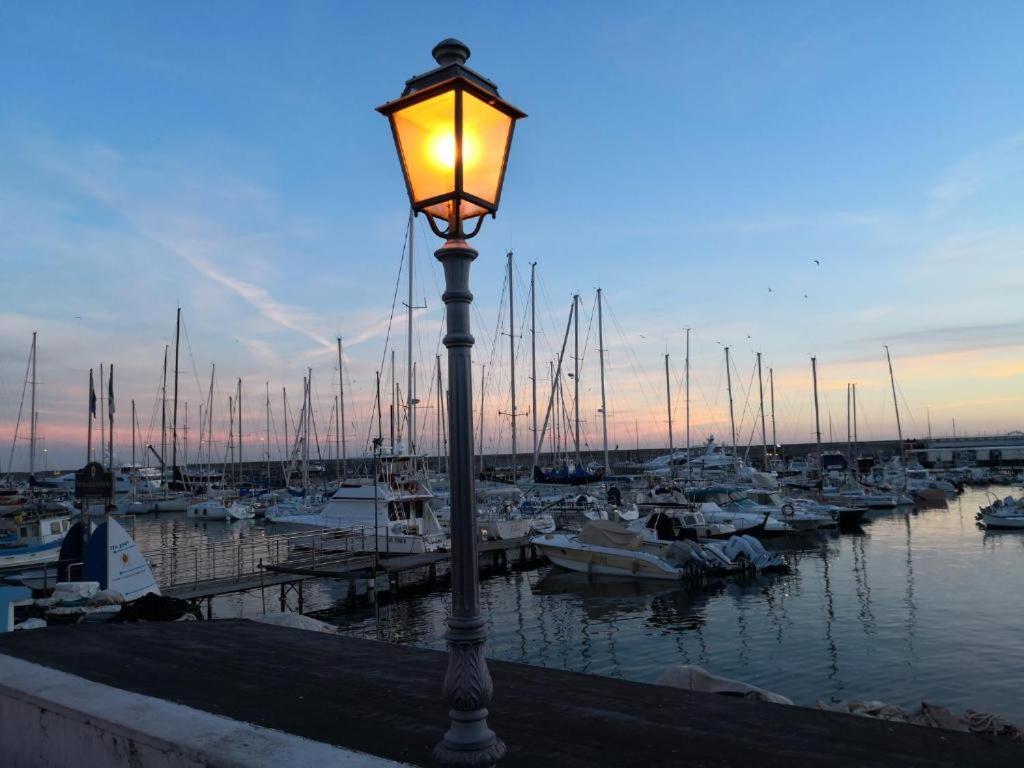 Petit Avec Classe Sanremo Exterior foto