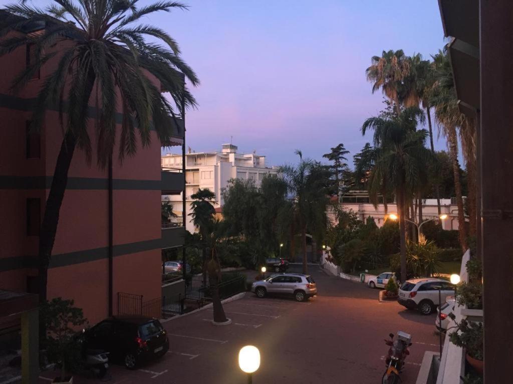 Petit Avec Classe Sanremo Exterior foto